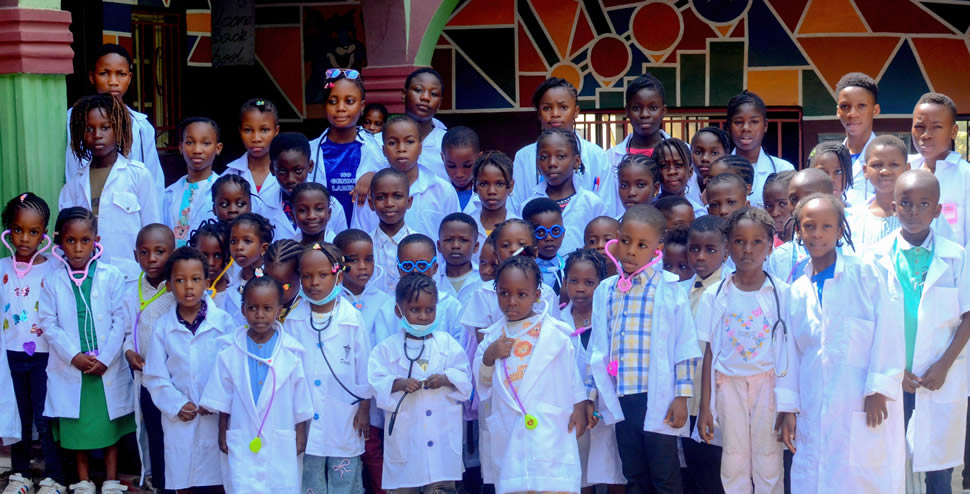 Future Leaders Shine at Vincy-Froebel Career Day 2025